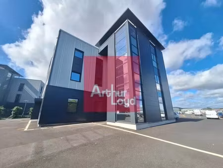 location bureaux 128 m²