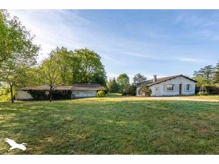 vente maison 4 pièces 105 m² saint-aigulin (17360)