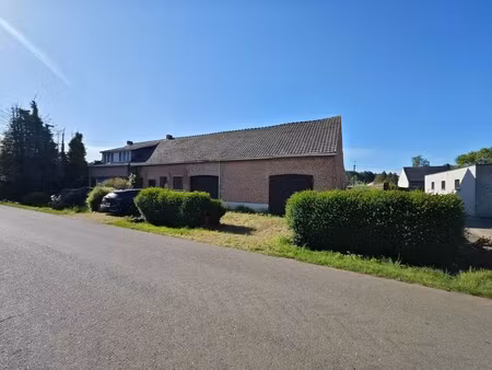 te verkavelen perceel van 19a geschikt voor 3x open bebouwing