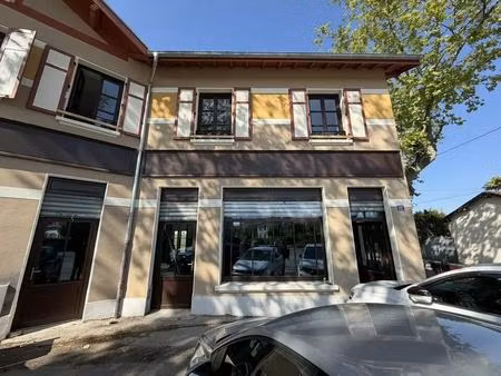 location commerce villeurbanne 69100 86m² à 312m²