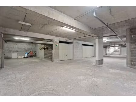 dubbele garagebox / zeedijk