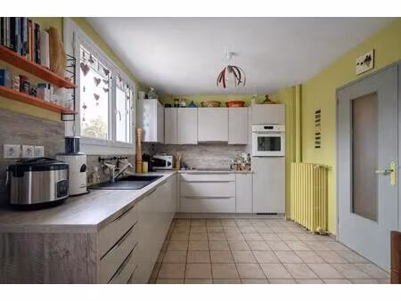 chenove - maison familiale 3 chambres avec jardin  véranda et so