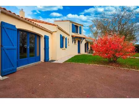 maison saint fiacre sur maine de 168 m ² sur parcelle de 1172 m²