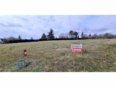 proche maintenon - beau terrain à bâtir de 911 m²