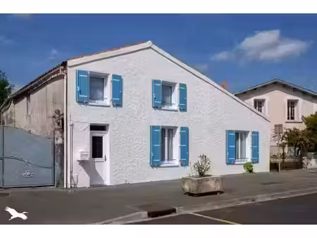 vente maison 6 pièces 98 m² à saint-laurent-de-la-pree (17450)  202 478 €