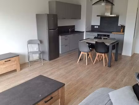 location appartement 3 pièces meublé 64m² dax 40100