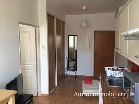 location appartement 2 pièces 24m² auriol 13390