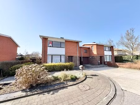 huis te koop in zonnebeke met 4 slaapkamers