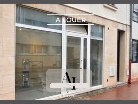 location local commercial 4 pièces