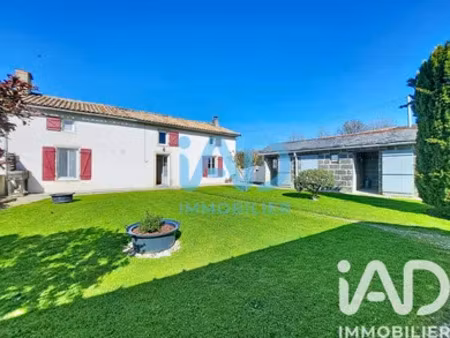 maison de village à pamplie (79220)