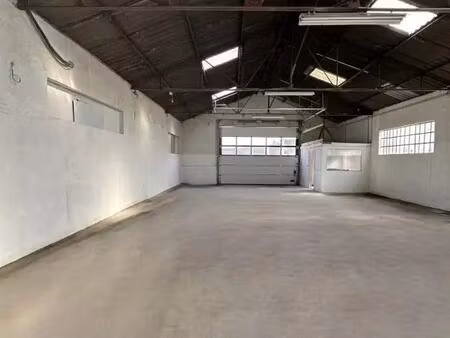 location entrepôt portet sur garonne 31120 220m²