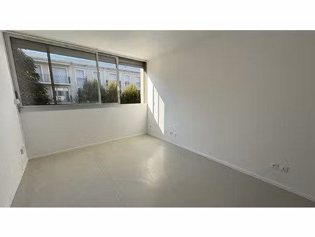 studio de 22 m2 - residence bel orme bordeaux