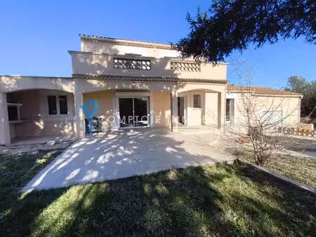 dpt (30) a vendre somptueuse villa traditionnelle-contemporaine à domazan