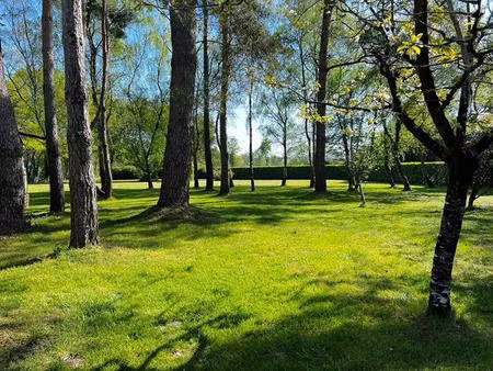 terrain plesse 2800 m2