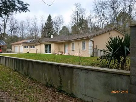 elégante maison familiale à 5 chambres avec terrasse et garage  à razac-sur-l'isle