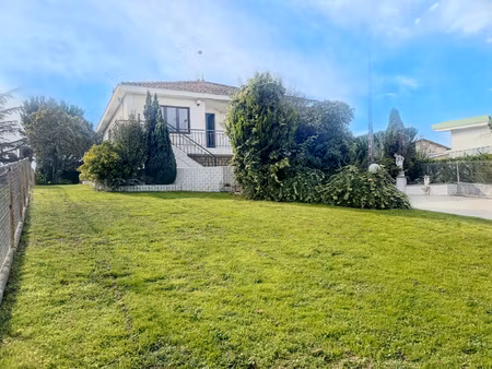 martignas sur jalles - proche centre maison 118 m2 à fort po