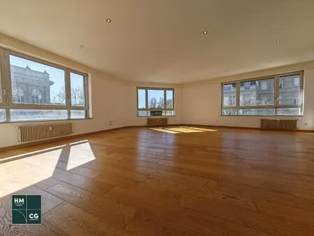 location appartement 4 pièces 145m² strasbourg 67000