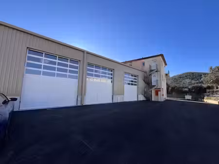 location local d’activités la crau 83260 112m²