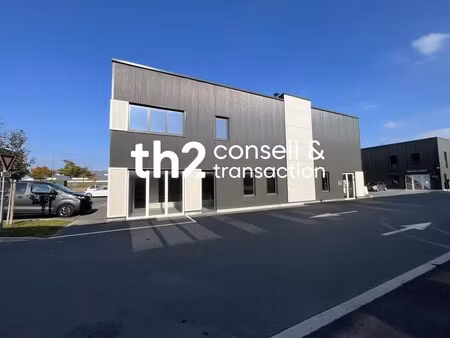 location local d’activités cormelles le royal 14123 177m²