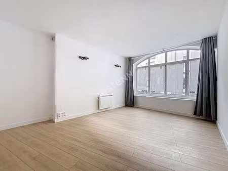 exclusivite / nantes centre-ville/monselet / local commercial 3 pièce(s) 61 m2 / dpe en c 