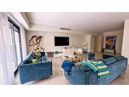 appartement de 5 pièces de luxe en location à cannes  france
