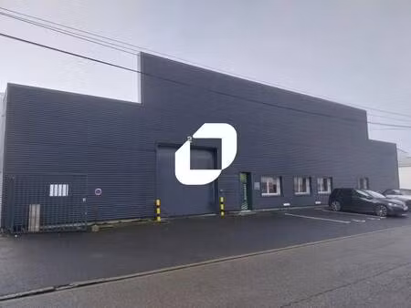 location local d’activités saint herblain 44800 700m²