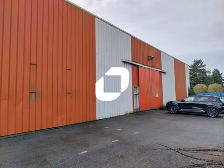 location local d’activités saint herblain 44800 900m²