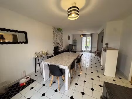 maison sassay 41700