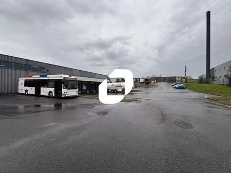 location local d’activités egly 91520 2750m²