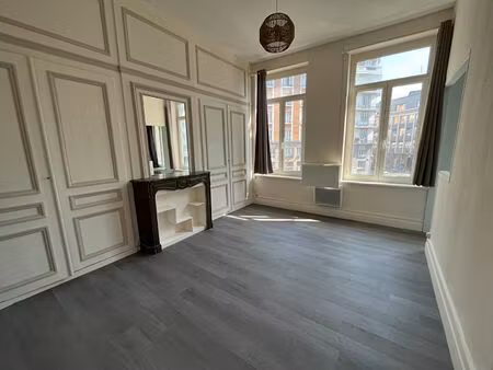 location appartement 2 pièces 34m² lille 59000