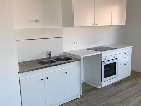 location appartement 3 pièces 75m² lille 59000