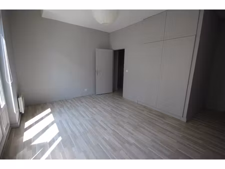 location appartement 3 pièces 55m² lille 59000