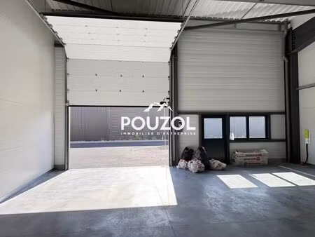 location local d’activités la roche blanche 63670 250m²