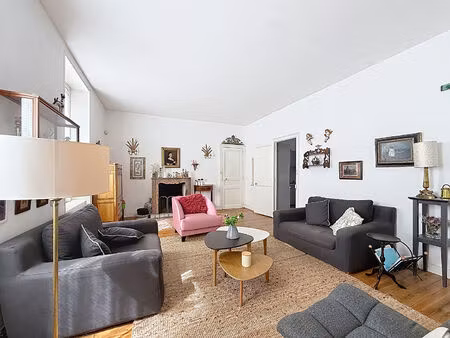 vente maison 6 pièces  144.00m²  angers