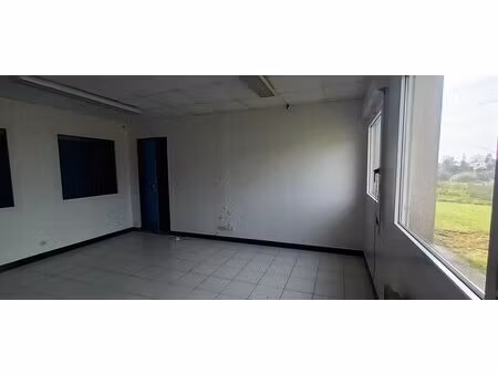 location local professionnel 175m² la frenaye 76170