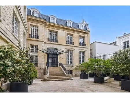 location bureaux 629 m²