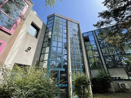 location bureaux 150 m² à 432 m²