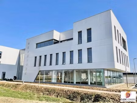 location bureaux 282 m²
