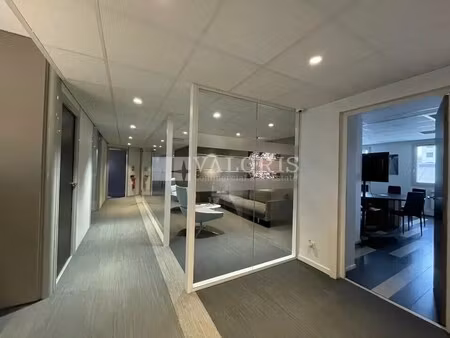 location bureaux 252 m²