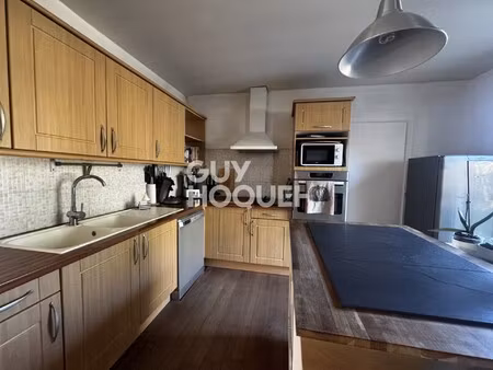 maison à vendre de 7 pièces de 126 00 m²