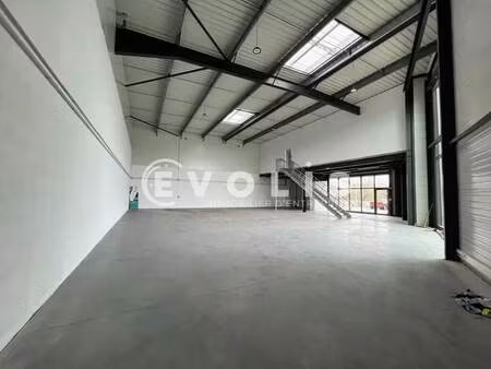 location local d’activités tresses 33370 324m² à 3792m²