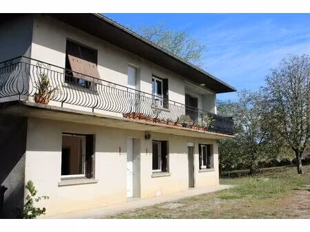 villa composée de deux appartements