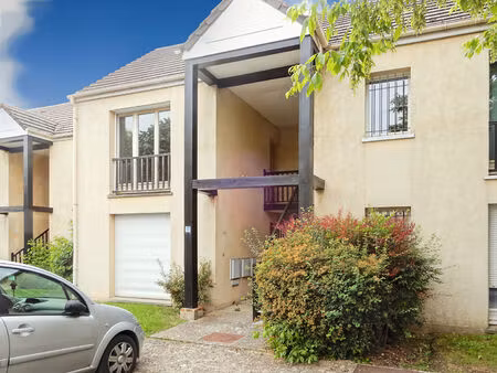 location appartement 1 pièce  25.62m²  mennecy