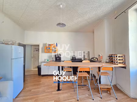 immeuble à vendre + fond de commerce à montmerle-sur-saône (01090)