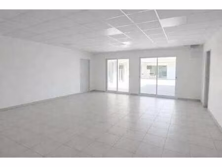 location bureaux 488 m²