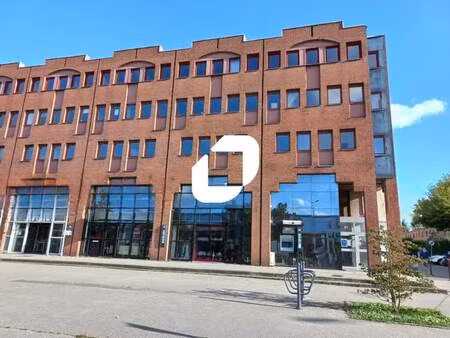 location bureaux 441 m²