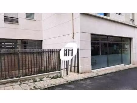 location bureaux 180 m²