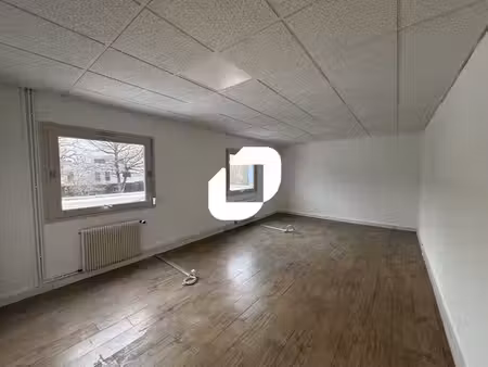 location bureaux charbonnières-les-bains 69260 154m²