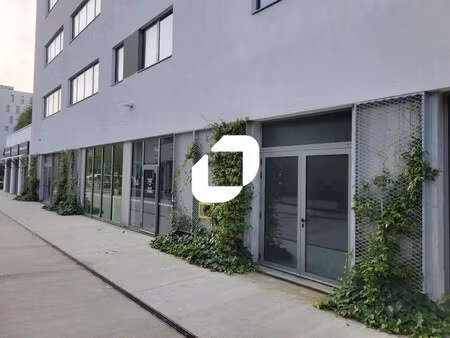 location bureaux 292 m² à 2 100 m²