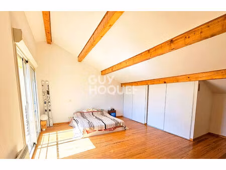 maison de village 73 m² en duplex avec patio privatif   mireval